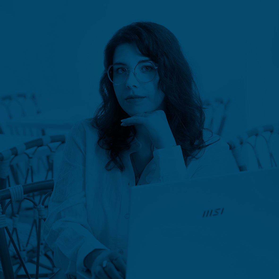 Plusieurs mains jointes les unes sur les autres